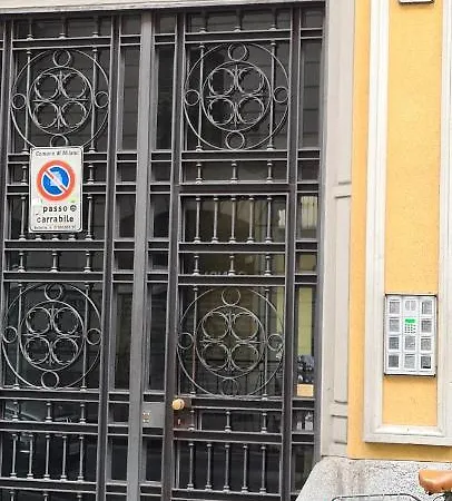 Milano Centro, Castaldi'S House.-2